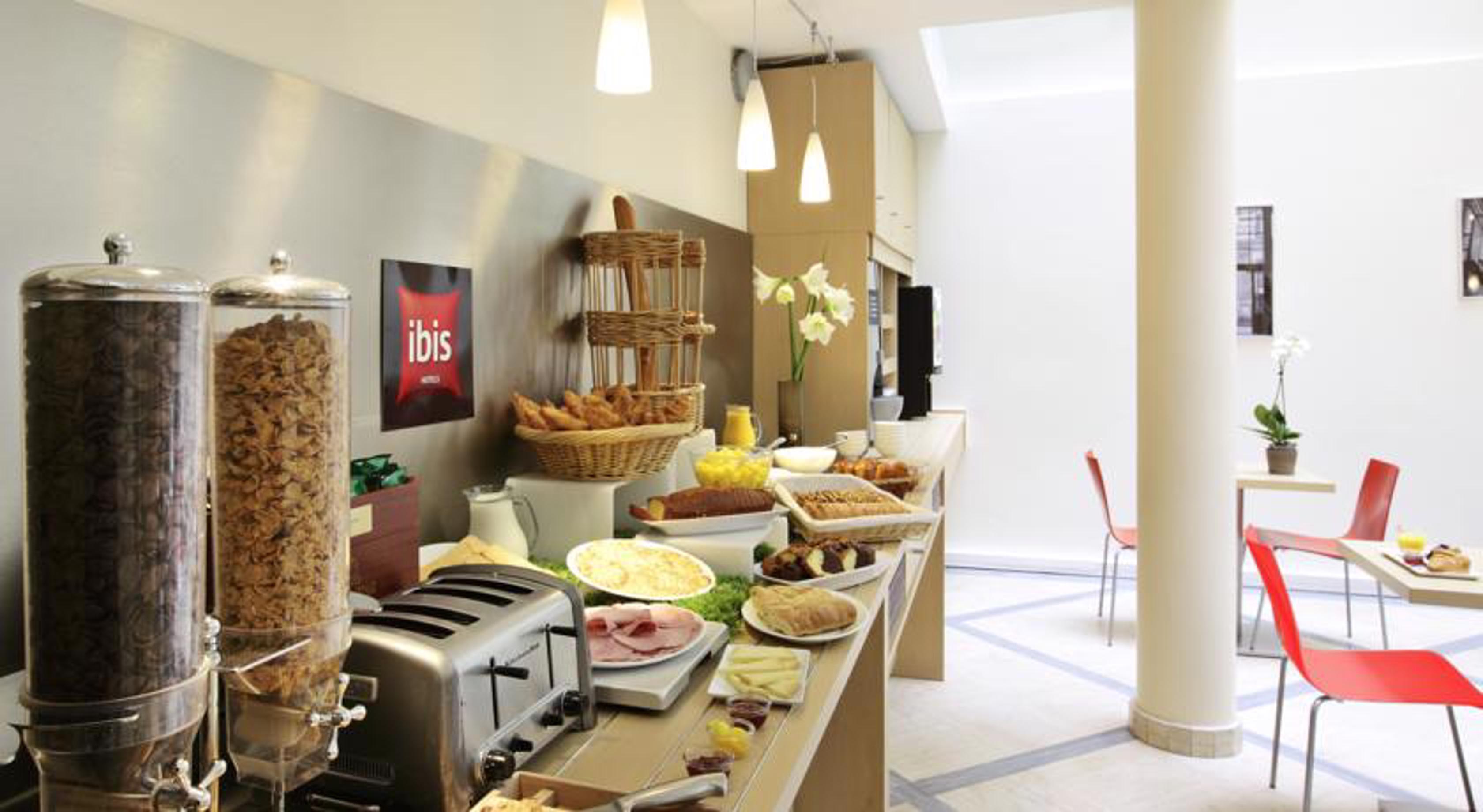 Готель Ibis Paris Opera La Fayette Екстер'єр фото