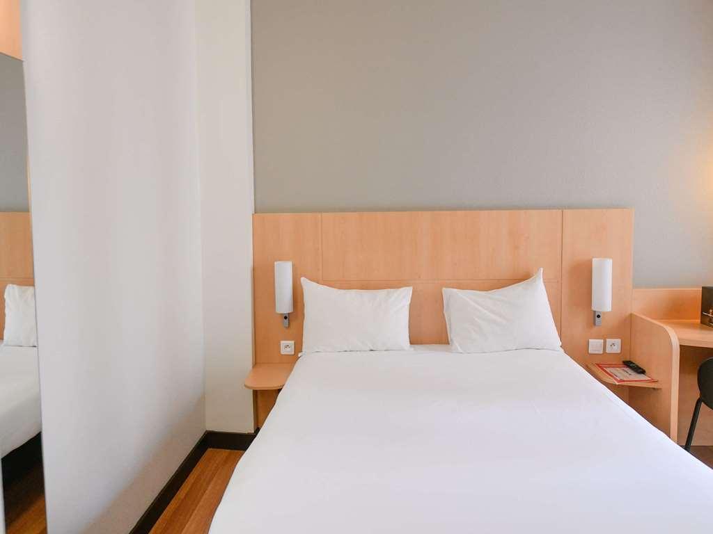 Готель Ibis Paris Opera La Fayette Номер фото